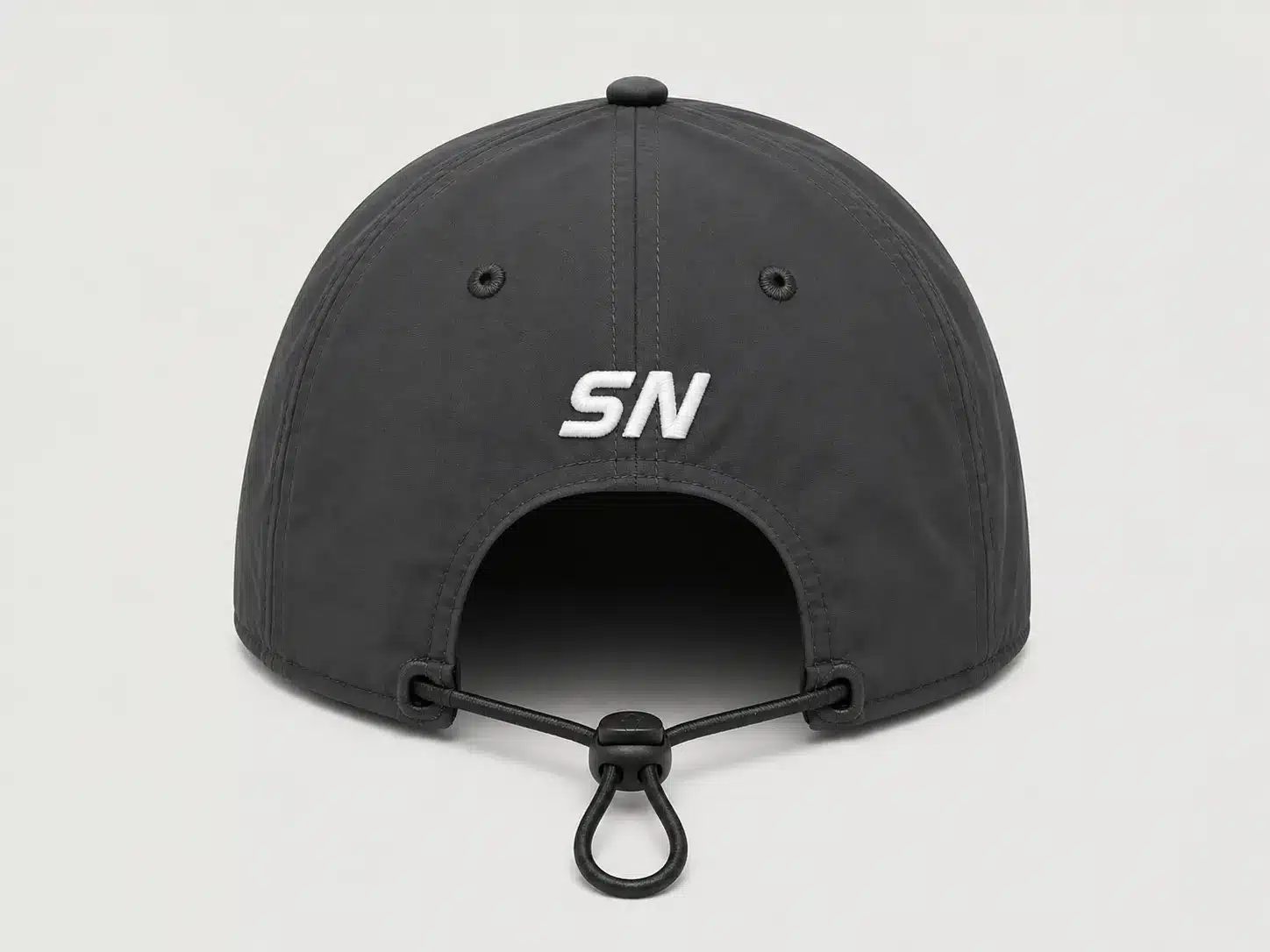 Snapback closure on 5-panel hat