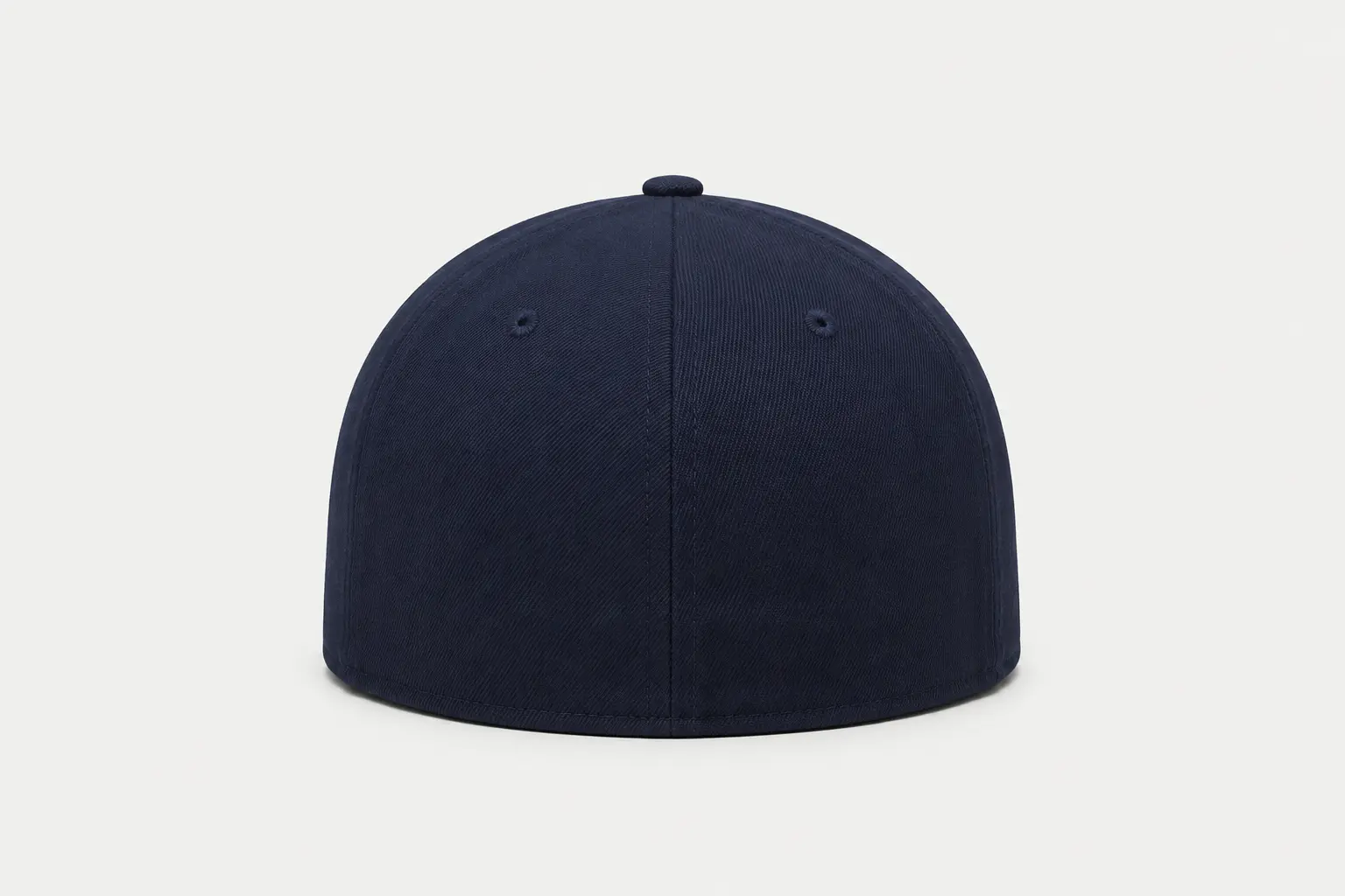 Fitted or Closed Back